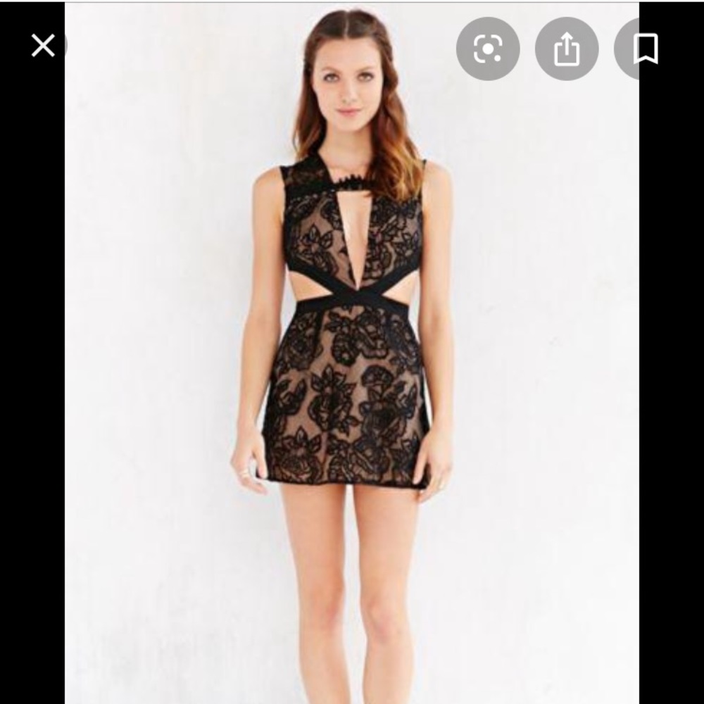 Urban outfitters kiss me baby style stalker mini